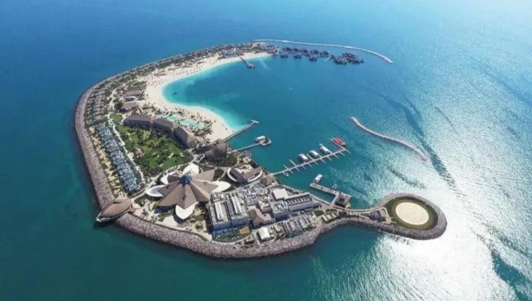 沙特和he迪拜哪个有钱;沙特迪拜哪个最有钱（沙特和迪拜哪个更有钱）