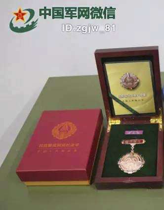 两拐是什么me军衔;军衔三拐是什么军衔（军衔两拐是什么意思是什么级别）