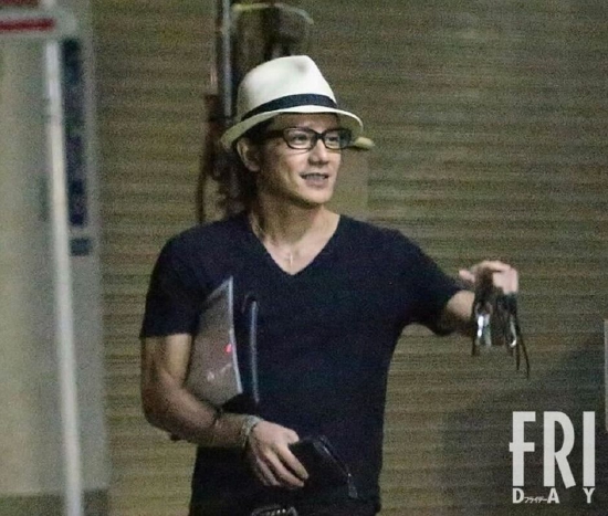 泷泽秀明退出杰尼斯引猜测 被传与新社长关系不和（泷泽秀明在杰尼斯地位）