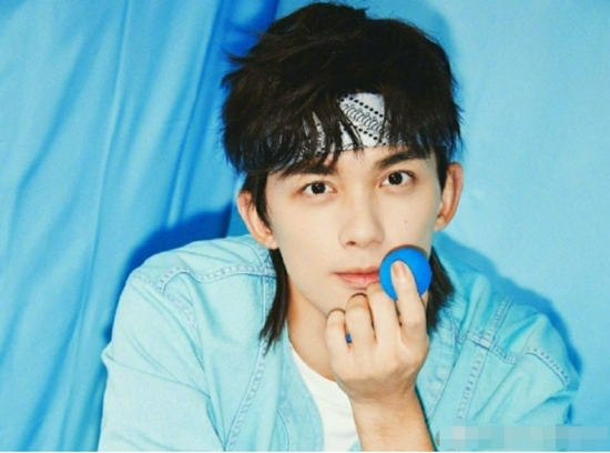 工作室回应吴磊脸部烫伤：小伤无碍 感谢大家关心（吴磊回应脸被烫伤）