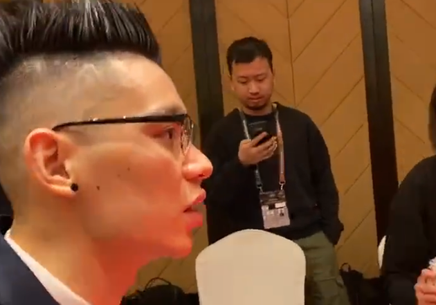 泪目！林书豪身穿高以翔所赠西装参加全明星晚宴（林书豪穿高以翔鞋子）