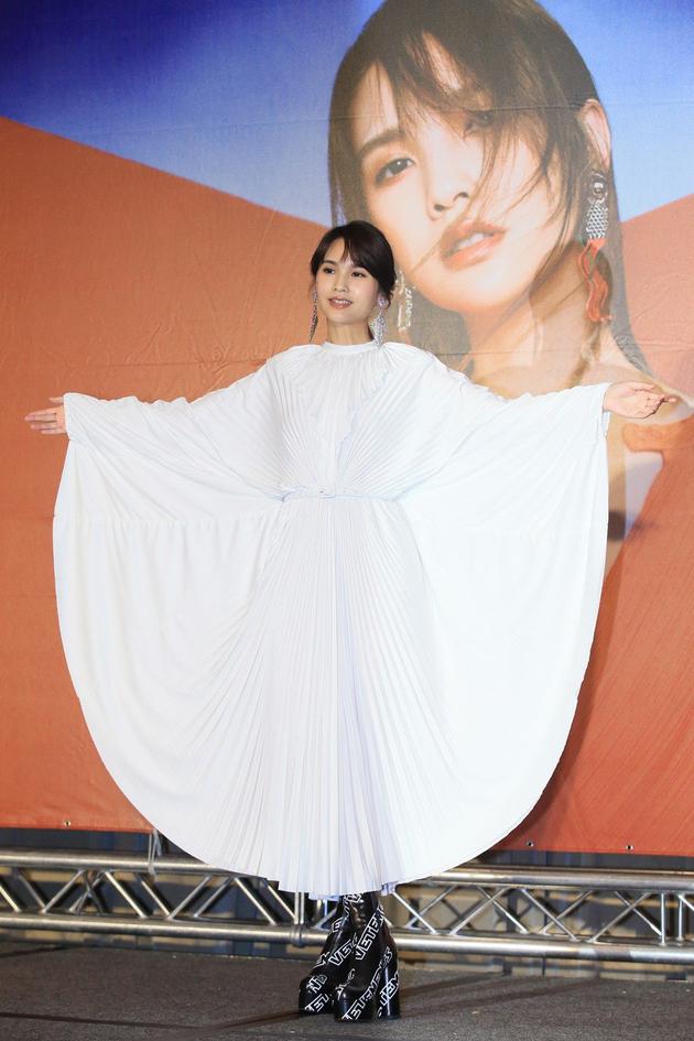 杨丞琳自曝发胖时被骂"一头母猪" 曾断绝网络三年（杨丞琳有多红）