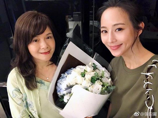 张钧甯打脸邱泽有内情？知情人曝张妈妈不同意（张钧甯和邱泽:张钧甯再次感激邱泽的追求）