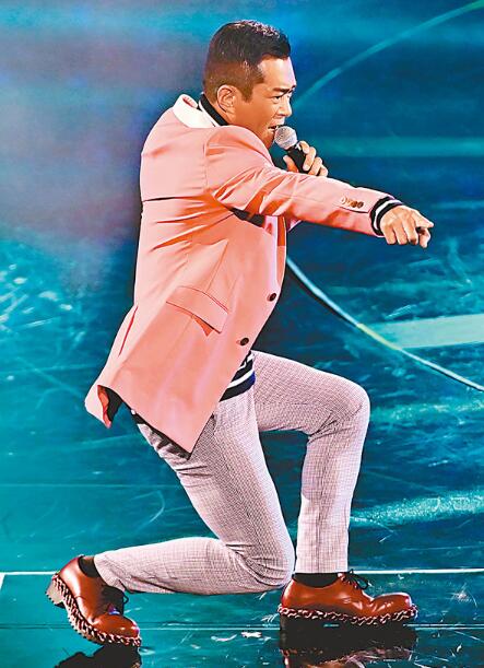 古天乐助阵容祖儿演唱会 载歌载舞嗨爆全场（古天乐助阵容祖儿原版）